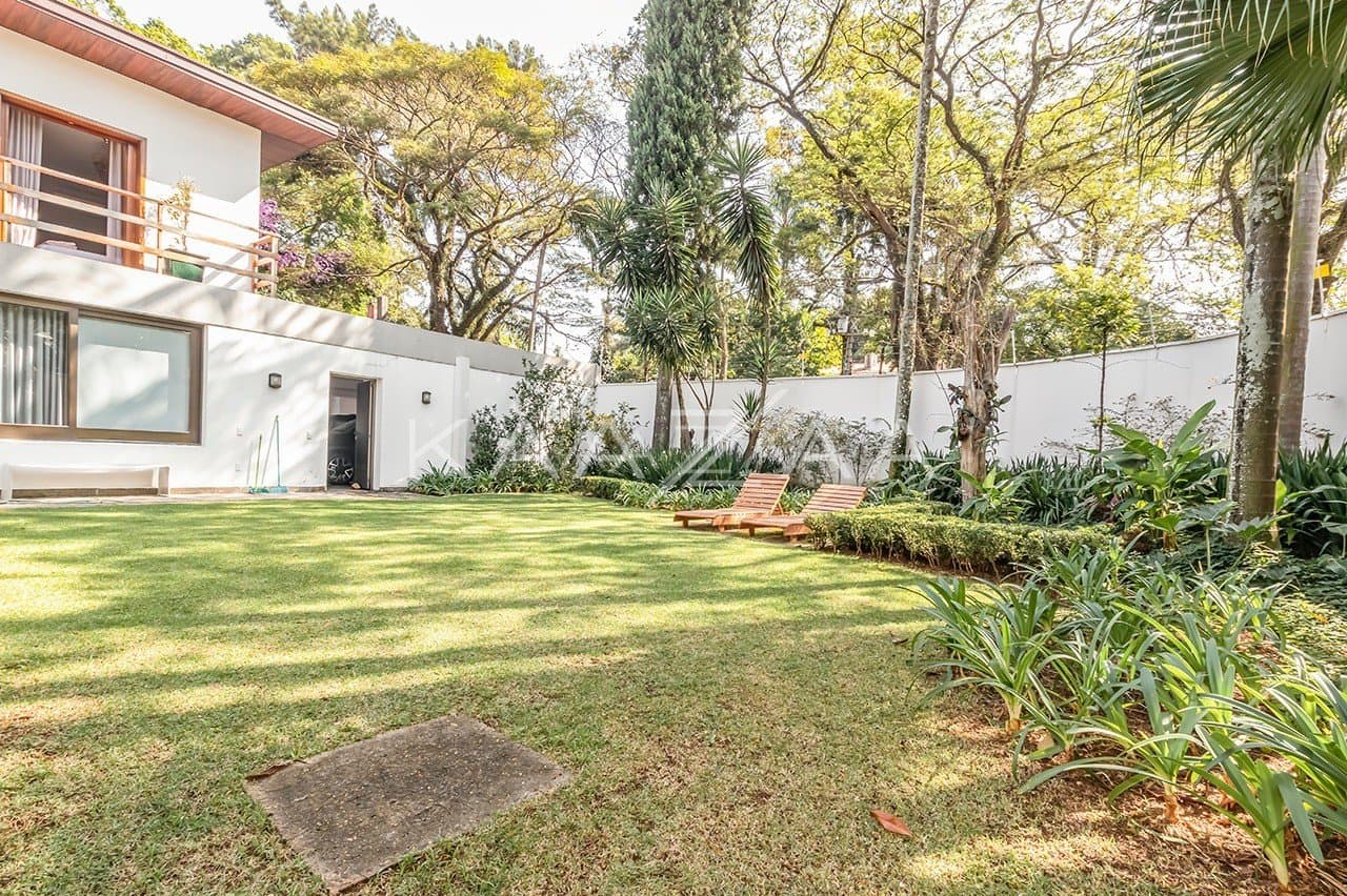 Casa ampla e reformada, com lindos detalhes. Um refúgio natural no meio de SP, no Jardim América. - Foto 9