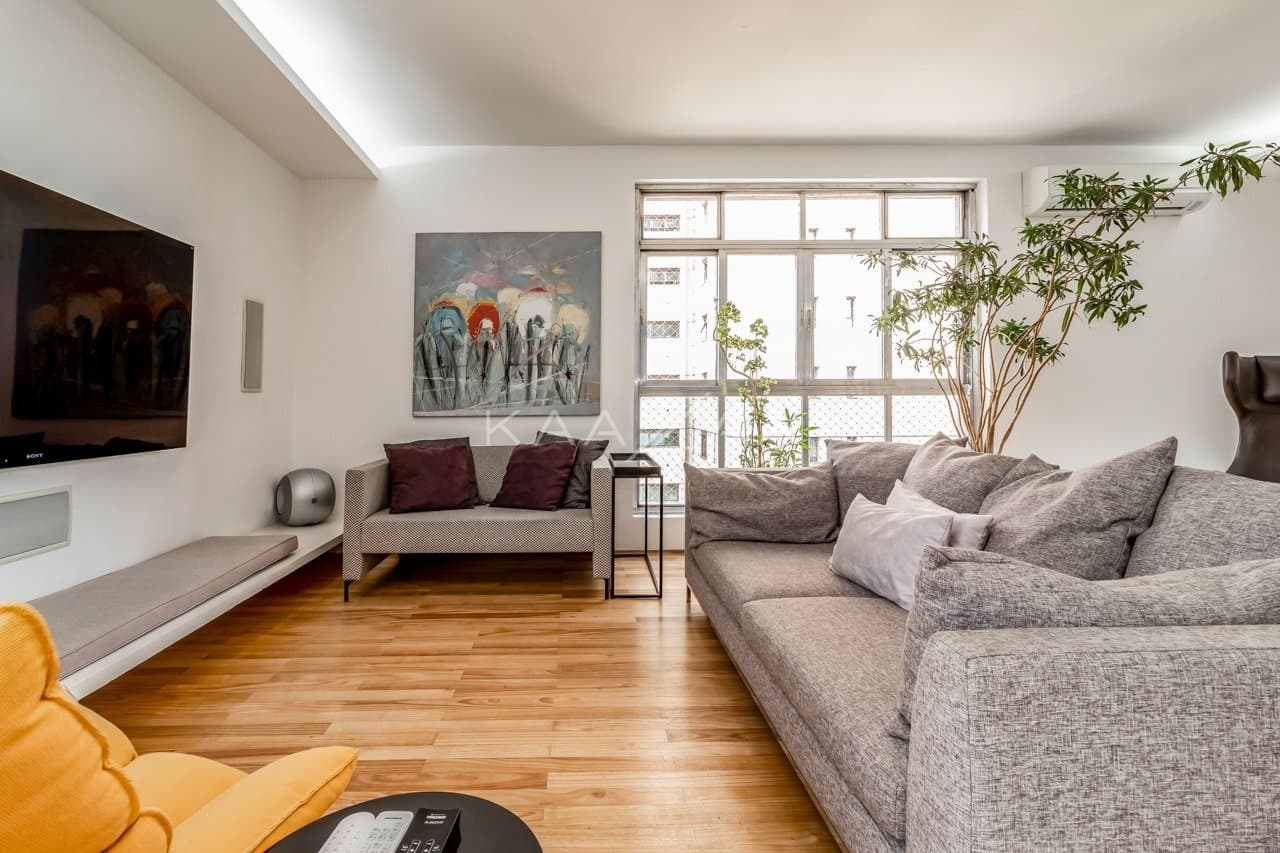 Ao lado do clube, qualidade de vida e ótimos espaços neste apartamento no Jardim Paulistano. - Foto 2