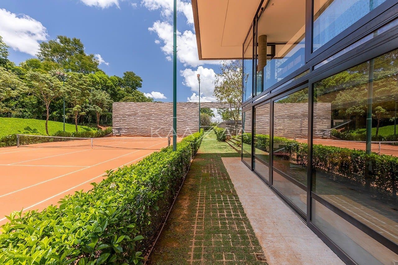 Projeto moderno, arrojado e com muita qualidade nos materiais. Casa na Quinta da Baroneza. - Foto 24