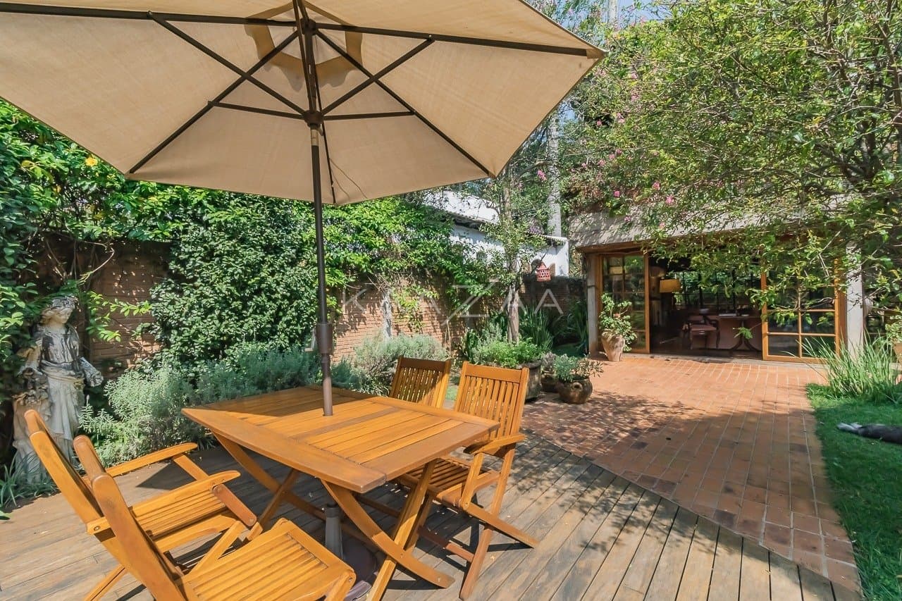 Viver em tranquilidade sem sair de São Paulo. Casa com ares de campo, em Cidade Jardim. - Foto 8