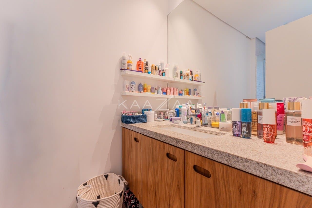 Este apartamento em edifício projetado pela Idea Zarvos te aguarda para uma vida de ótimas experiências em Pinheiros. - Foto 24