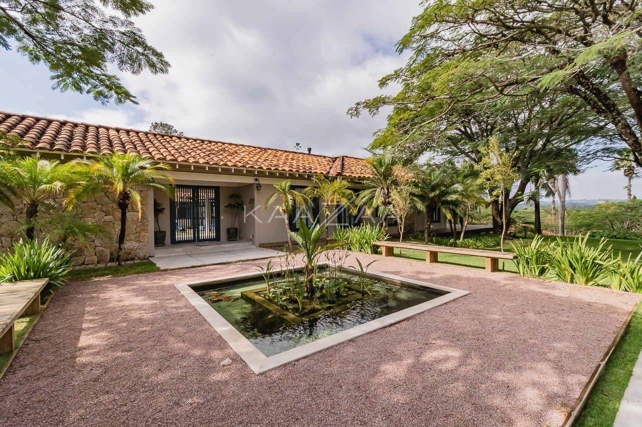 Linda paisagem e ares coloniais são o charme desta casa no condomínio Quinta da Baroneza. - Foto 109