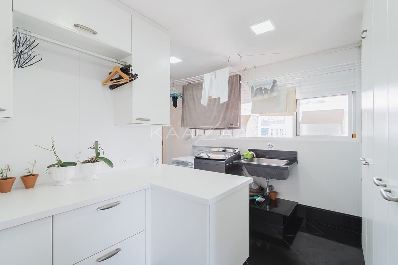 Clássico e elegante, um apartamento único no Itaim Bibi. - Foto 32