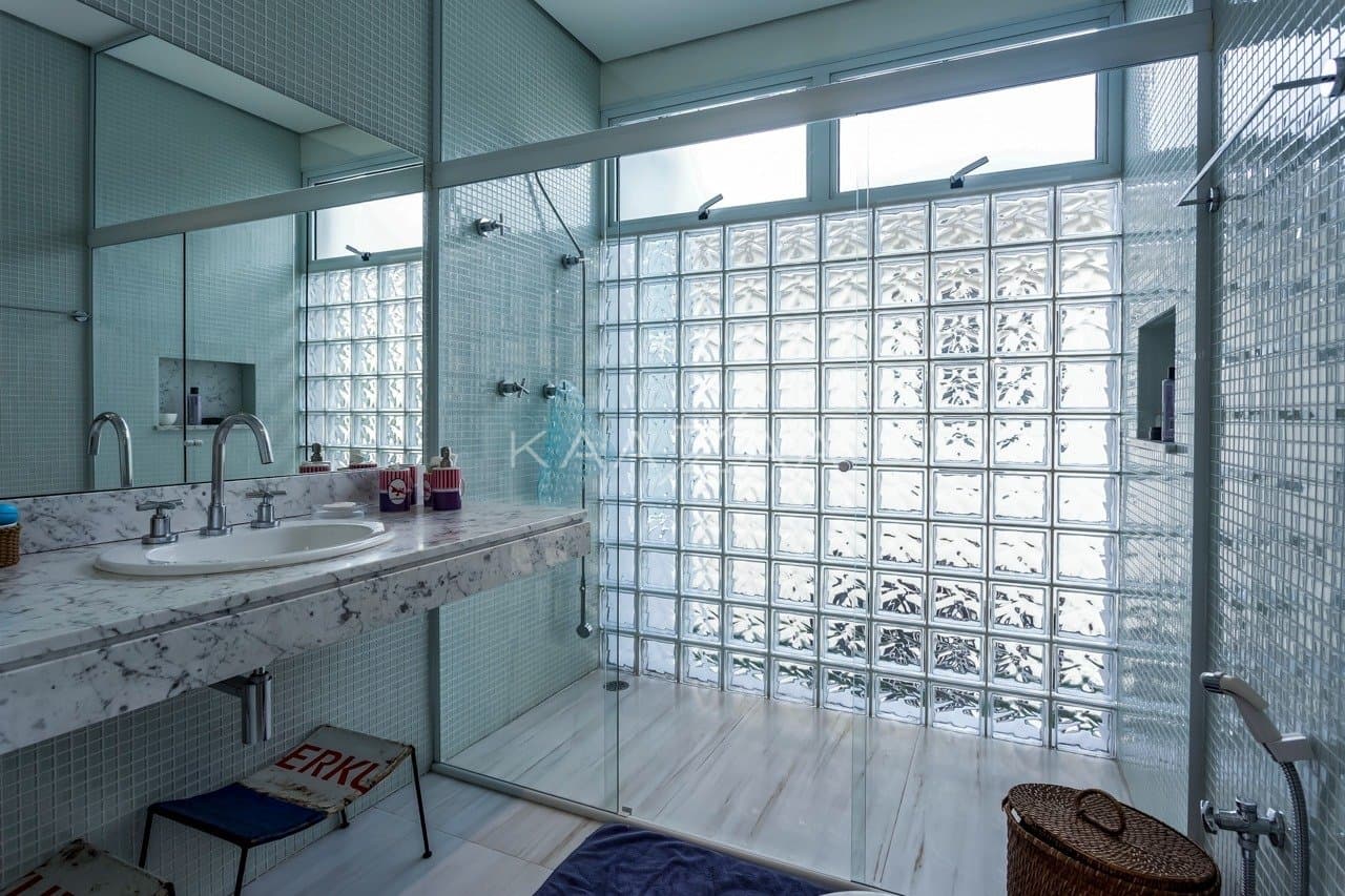 Casa super prática e bem construída. Muita luz natural e tranquilidade no Jardim Europa. - Foto 32