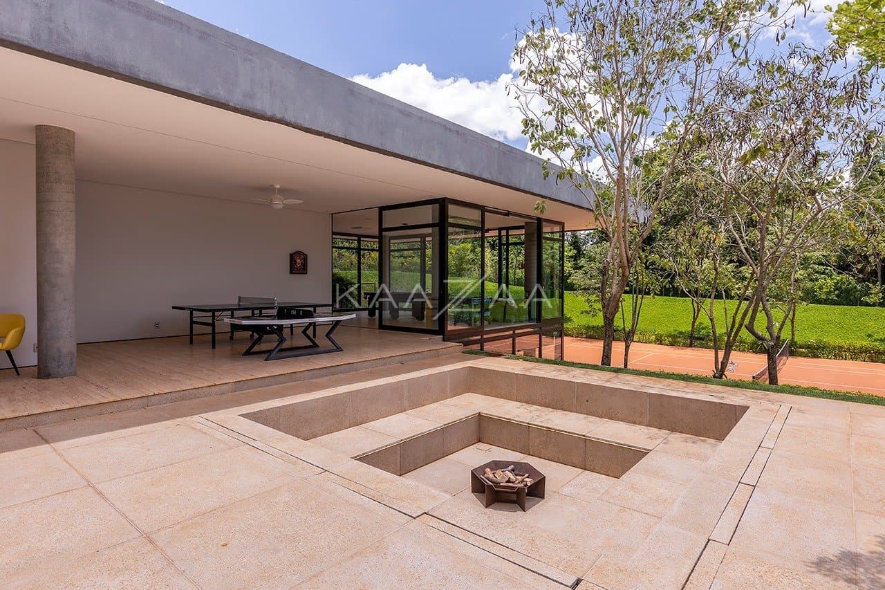 Projeto moderno, arrojado e com muita qualidade nos materiais. Casa na Quinta da Baroneza. - Foto 32