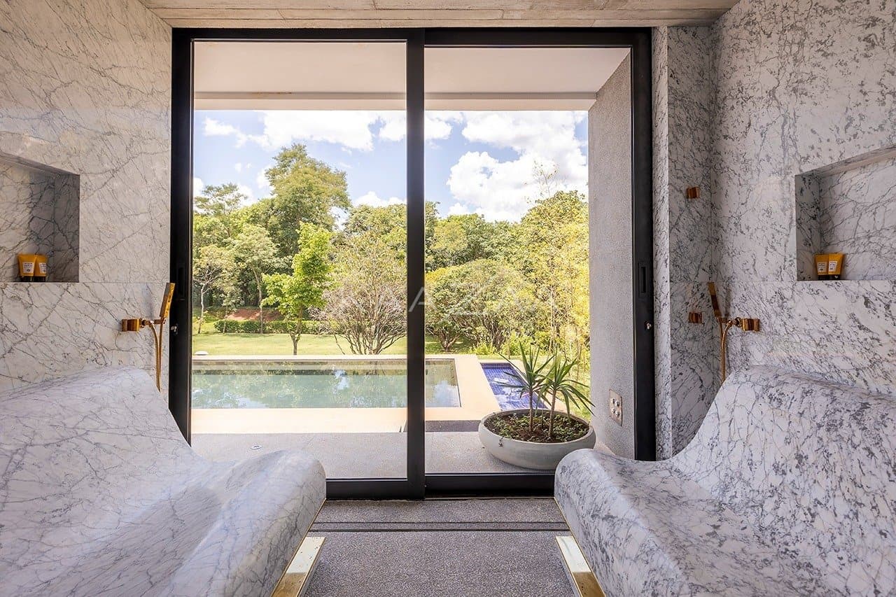 Projeto moderno, arrojado e com muita qualidade nos materiais. Casa na Quinta da Baroneza. - Foto 48