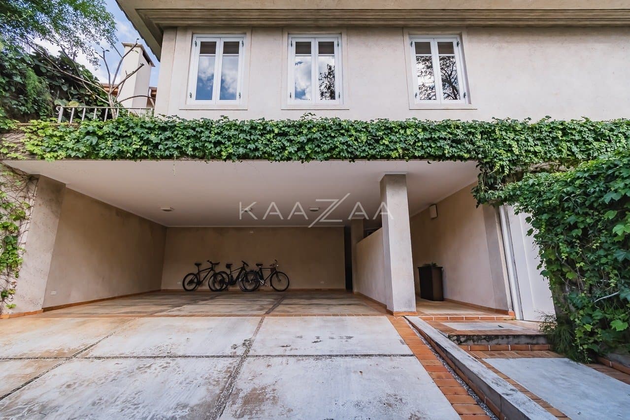 Casa muito ampla e ensolarada, em condominio de rua fechada com muita segurança na Cidade Jardim. - Foto 74