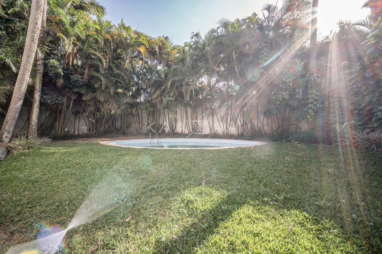 Excelente casa modernista, com lindo jardim em um amplo terreno no Jardim Europa. - Foto 7