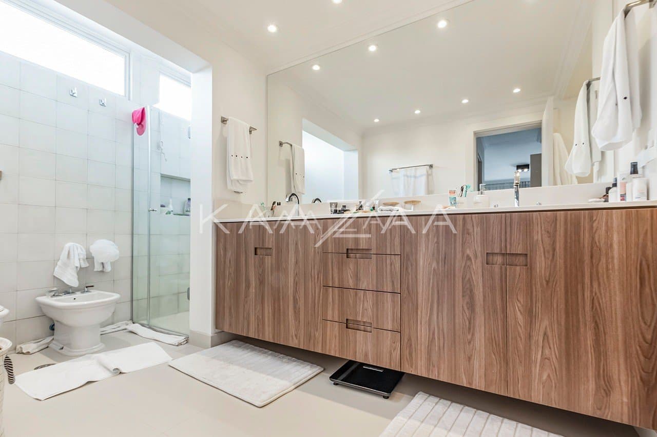 Ambientes amplos e iluminados, com vista panorâmica. Apartamento no Jardim Europa. - Foto 19