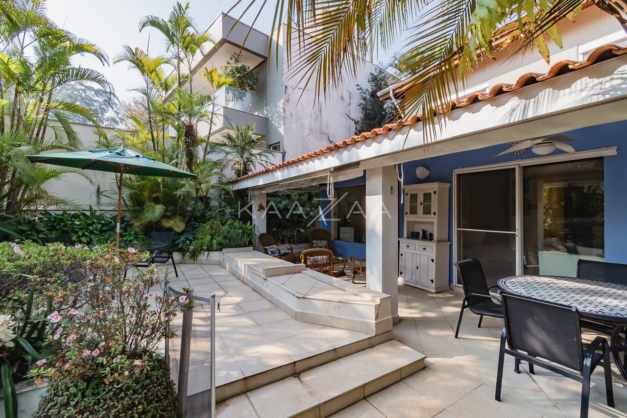 Conforto e natureza nesta casa em rua fechada em Cidade Jardim. - Foto 4