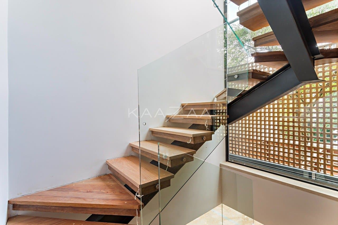 Casa nova contemporânea em rua fechada próxima aos Clubes Pinheiros, Hebraica e Shopping Iguatemi - Foto 11