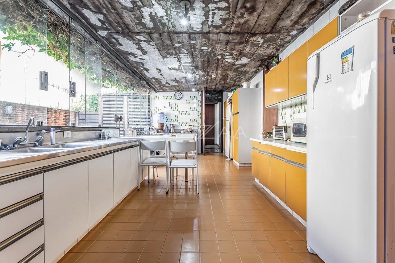 Clima modernista, para contemplar a natureza em espaços sofisticados nesta casa em Cidade Jardim. - Foto 24