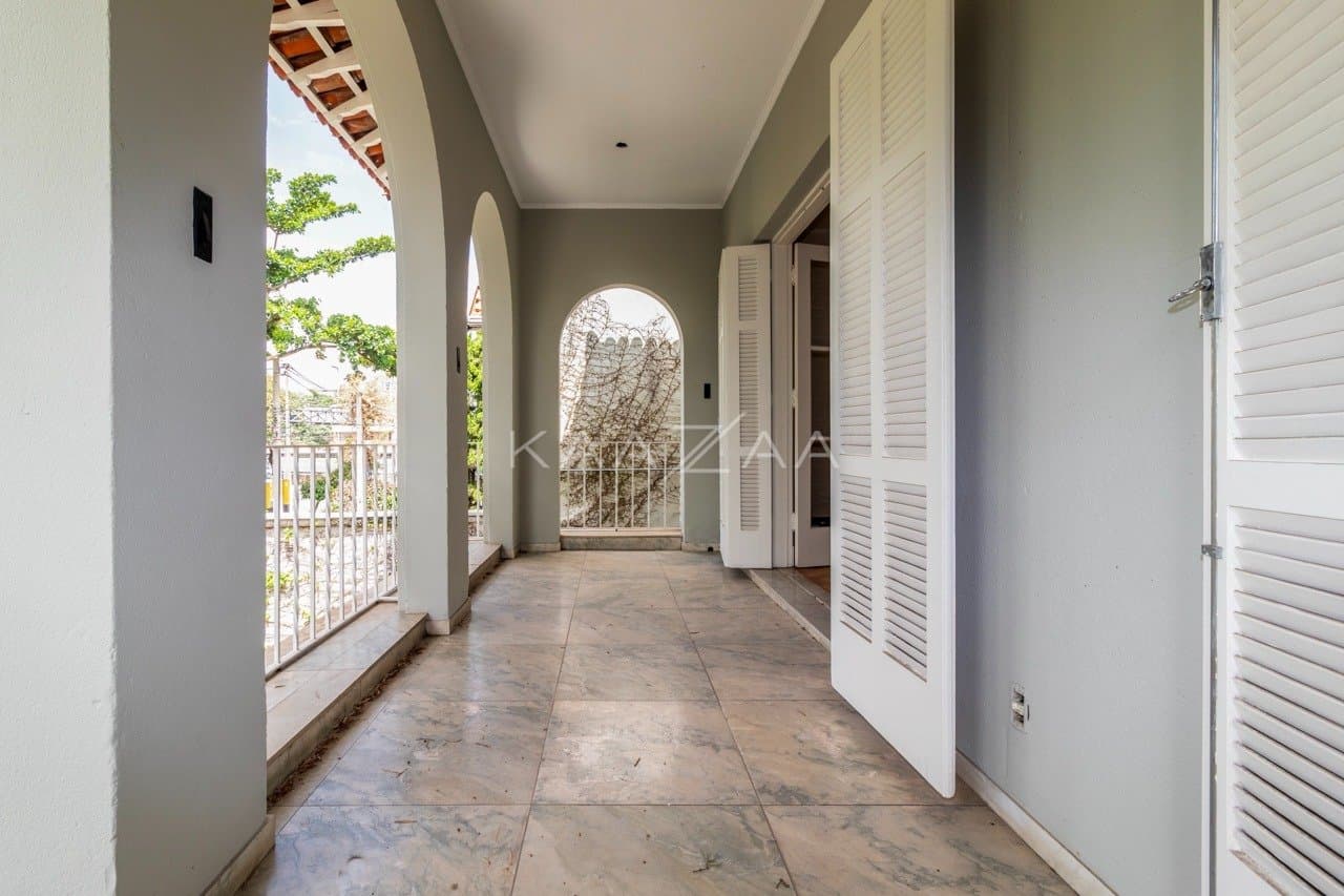 Casa confortável com terraço, em rua tranquila no Jardim Paulista. - Foto 38