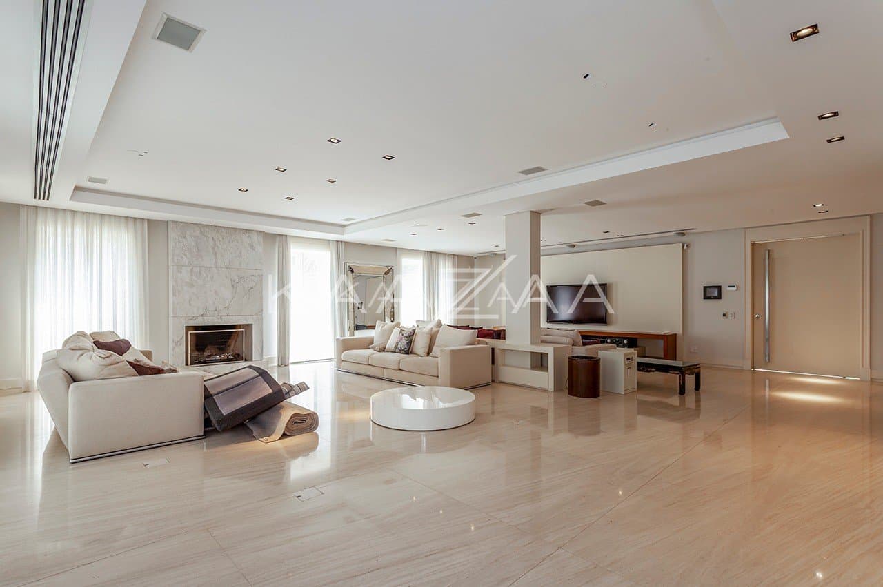 Design clean e acabamentos primorosos nesta casa na Cidade Jardim. - Foto 9