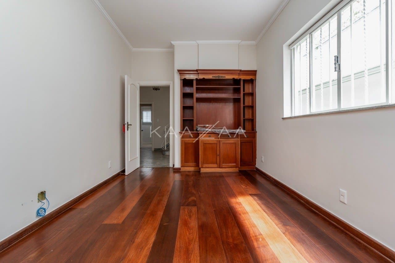 Casa confortável com terraço, em rua tranquila no Jardim Paulista. - Foto 24