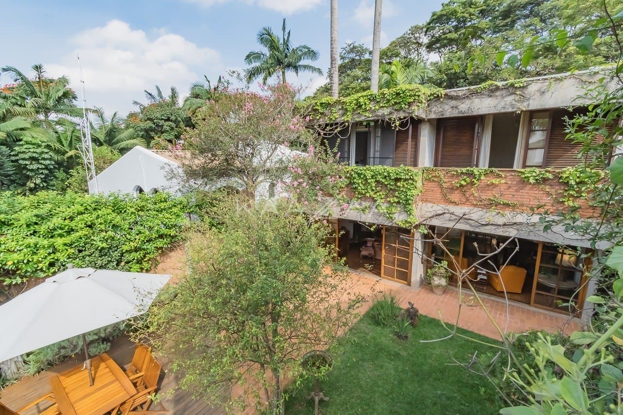 Viver em tranquilidade sem sair de São Paulo. Casa com ares de campo, em Cidade Jardim. - Foto 55