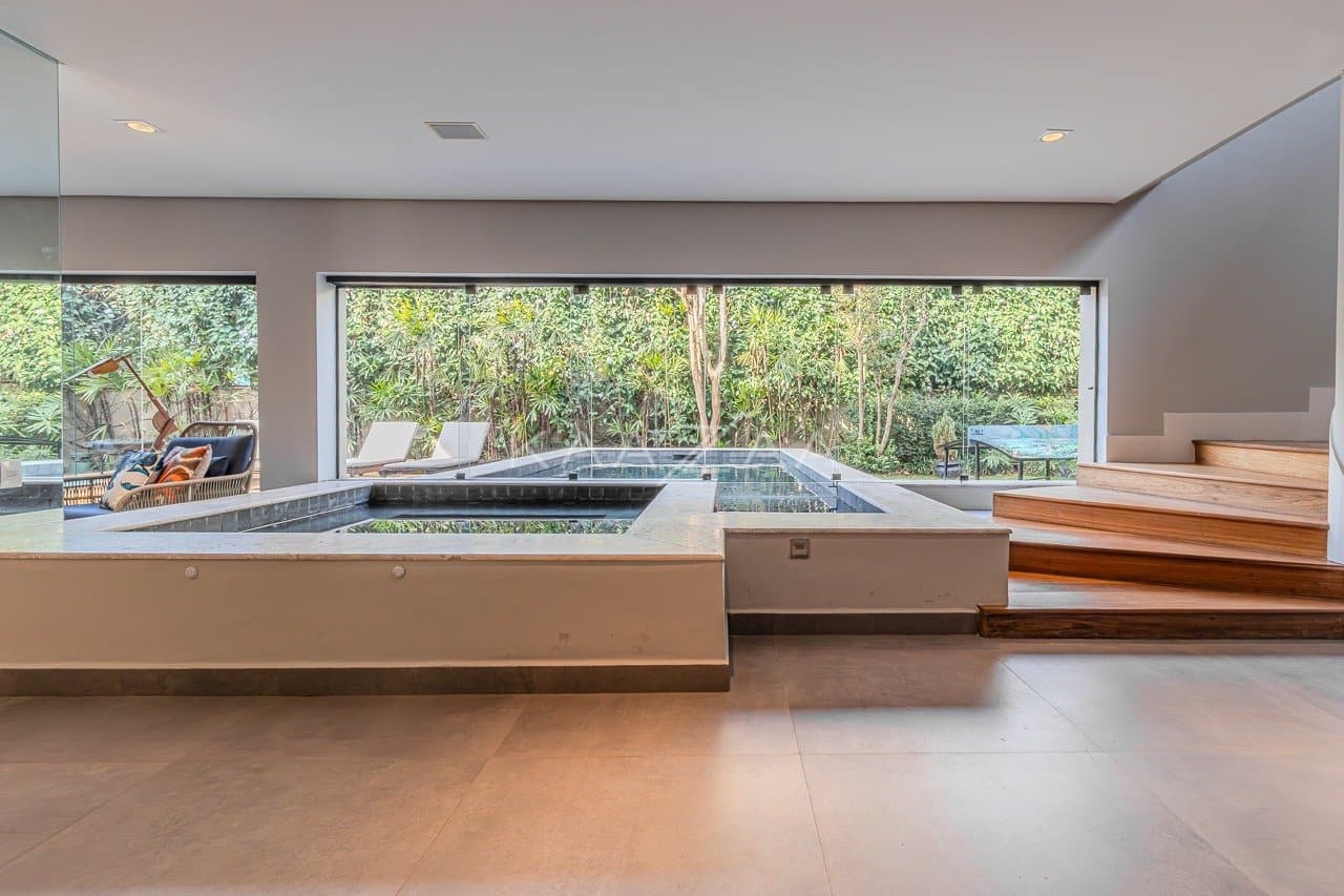 Casa completa em lazer, amplitude e privacidade, com 5 suítes. Em ótima localização na Cidade Jardim. - Foto 25