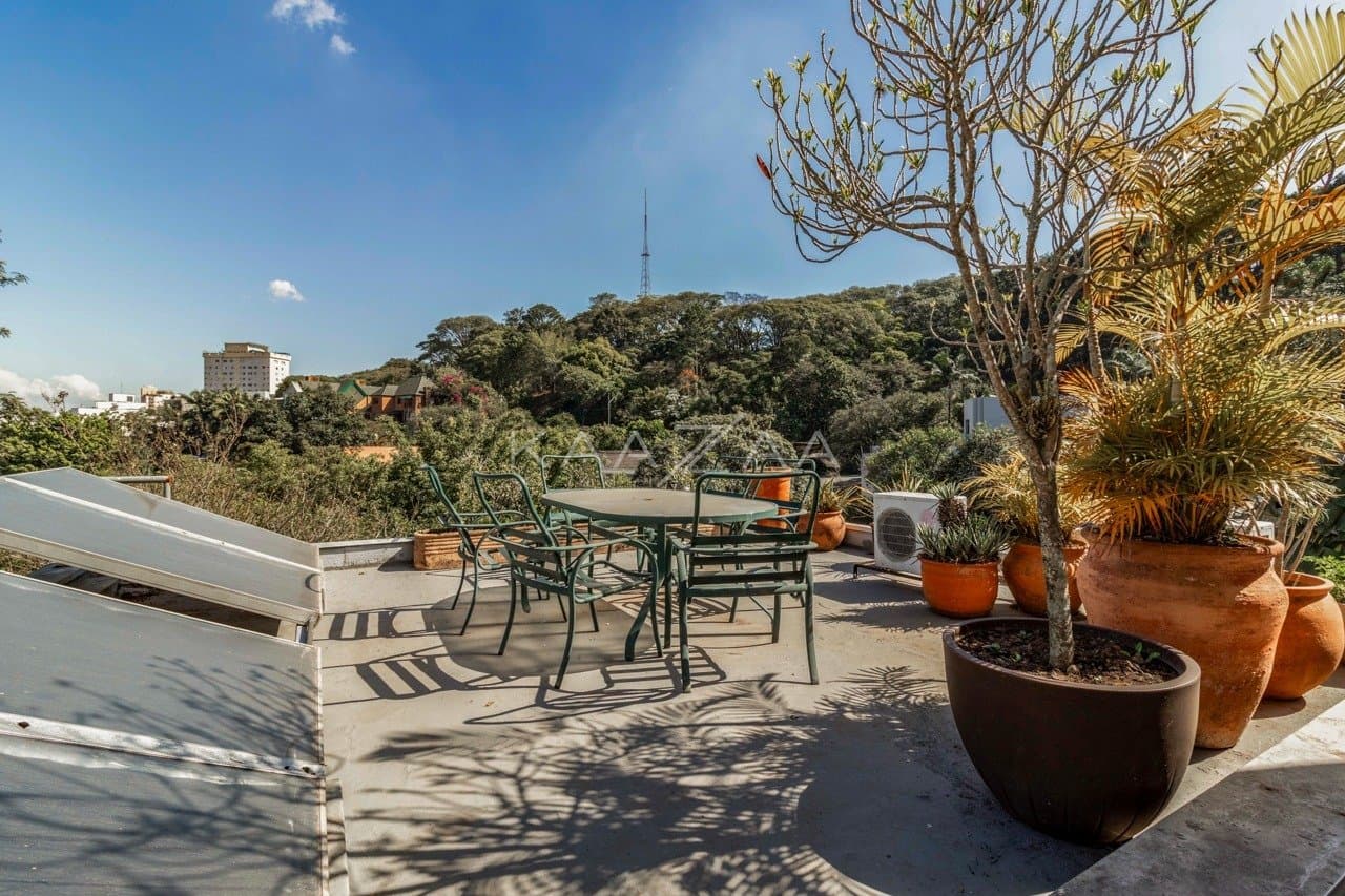 Casa ensolarada com vista arborizada em Alto de Pinheiros. - Foto 41