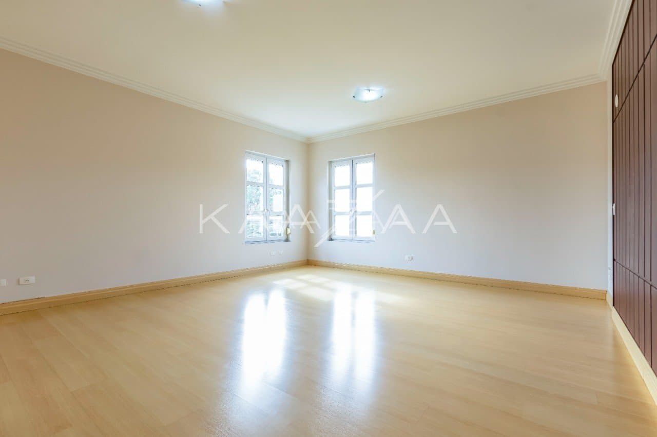 Para viver no sossego que a sua família merece. Casa clara e ensolarada no Jardim Guedala. - Foto 24