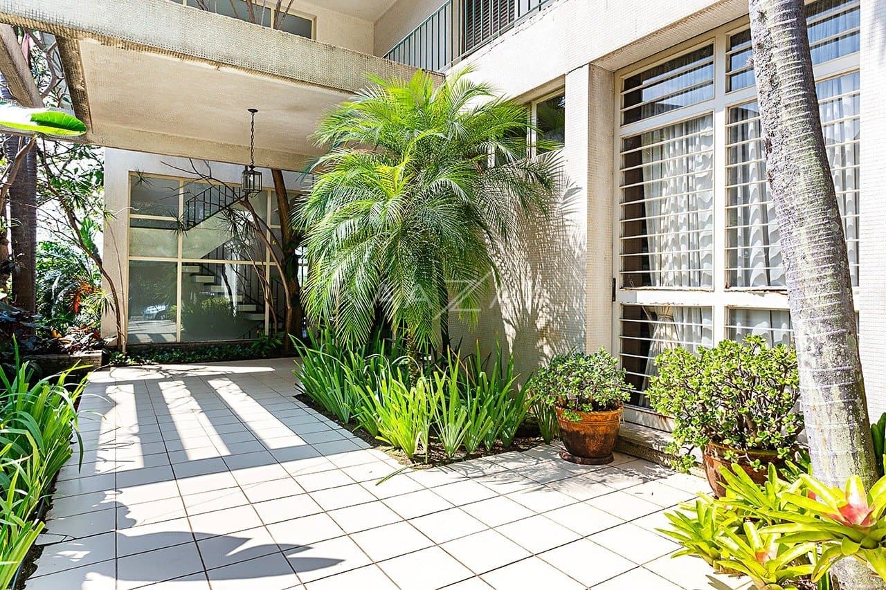 Tranquilidade e espaço em casa com jardim arborizado em Cidade Jardim. - Foto 3
