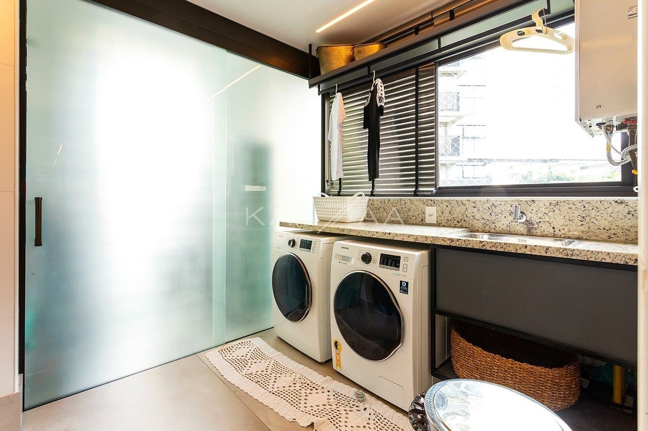 Completo e pronto para morar, este apartamento é puro design e lazer, perto do parque no Itaim Bibi. - Foto 13