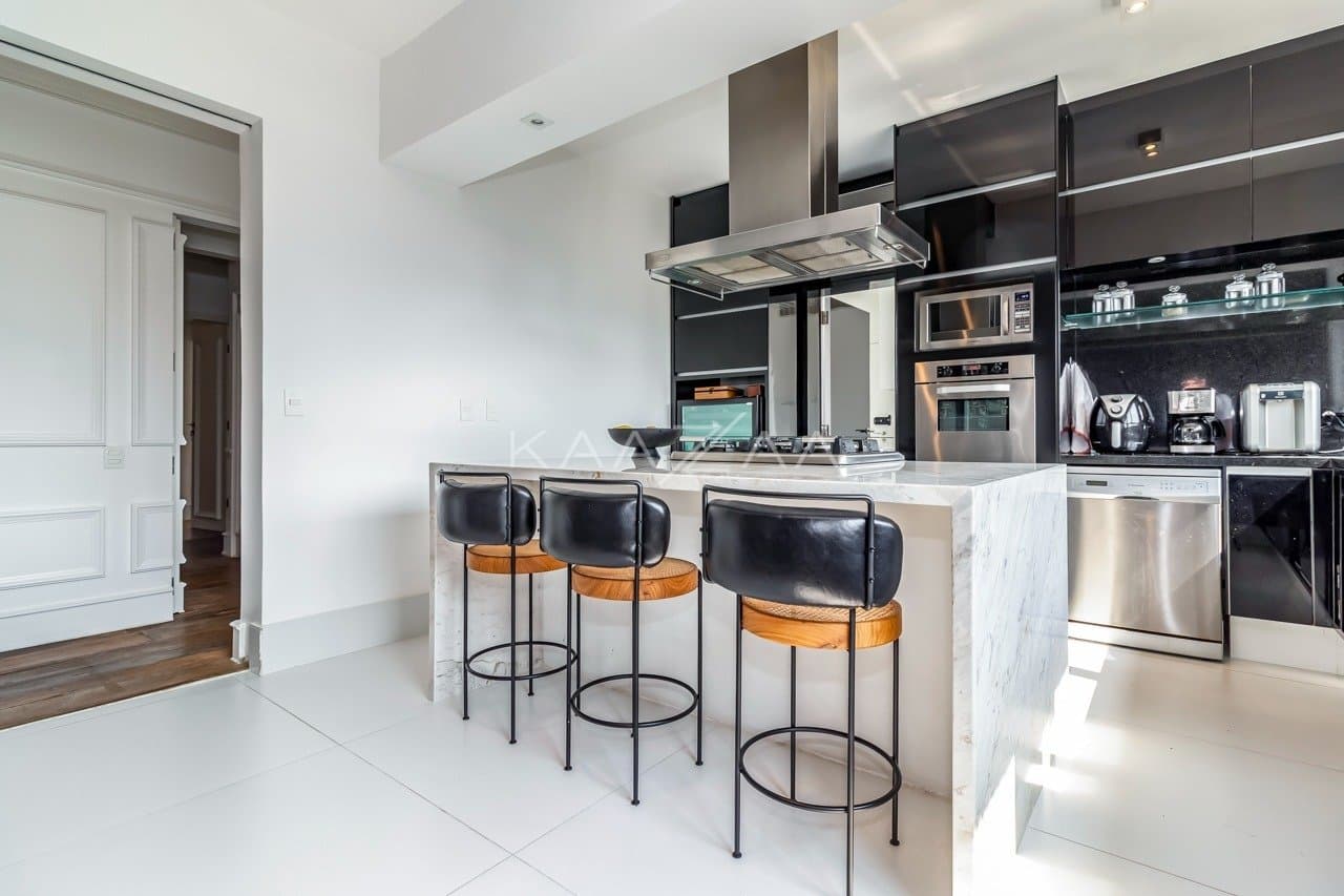 Elegância em estilo clássico: apartamento super iluminado no Itaim Bibi. - Foto 23