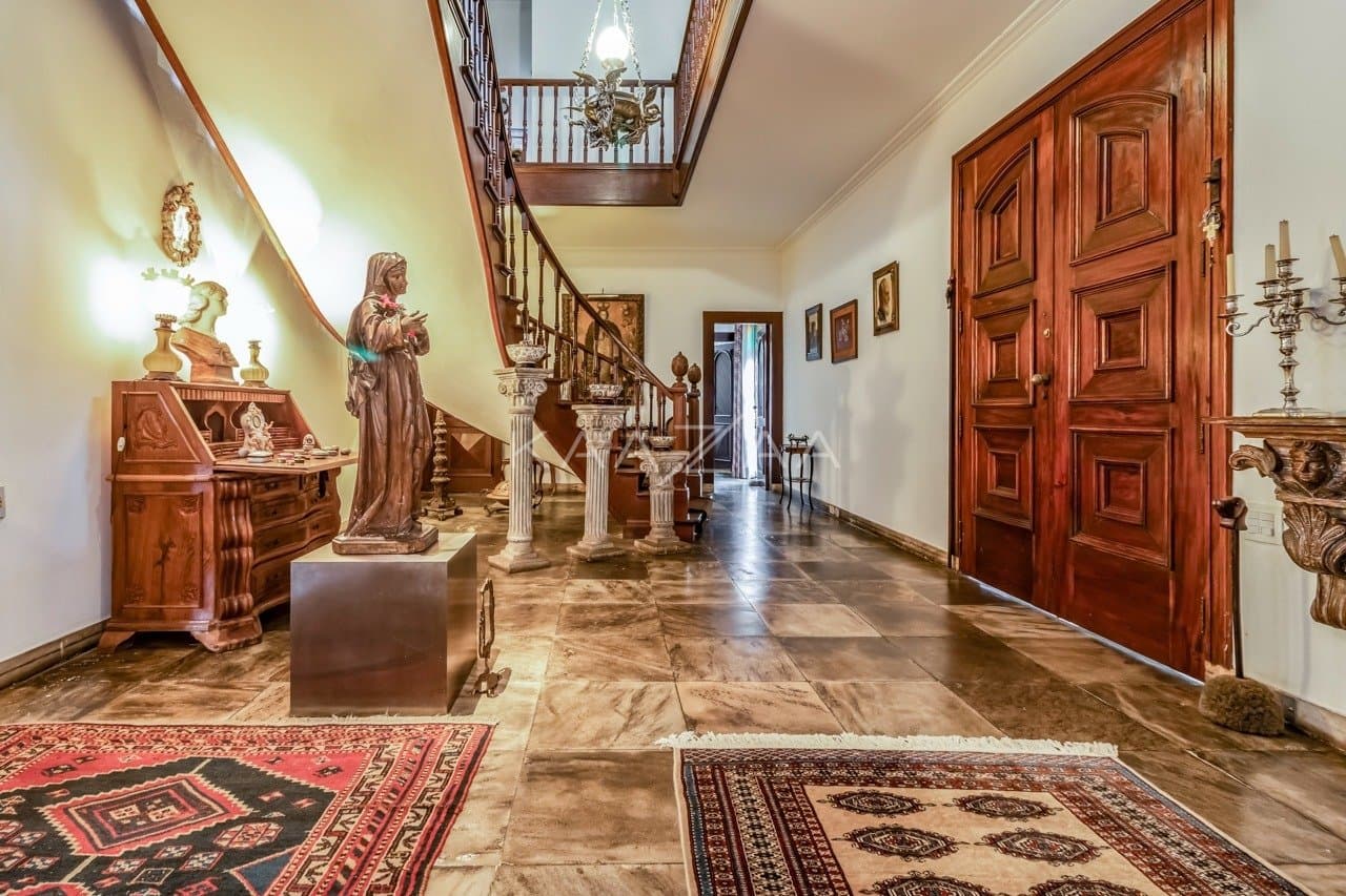 Casa clássica na Cidade Jardim com 4 suítes, piscina e terreno delicioso. - Foto 33