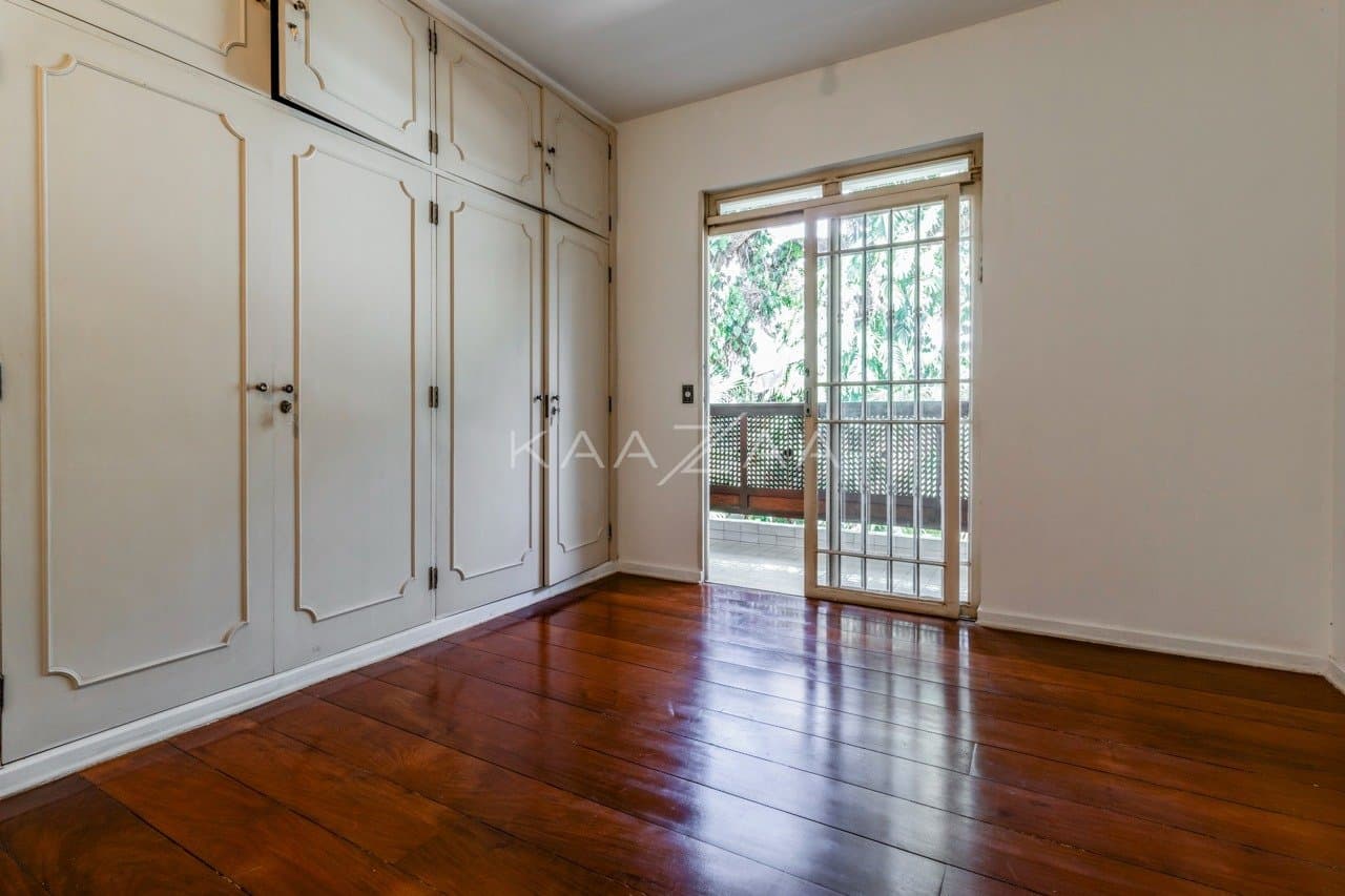 Casa cheia de estilo e completa em conforto, no Jardim América. - Foto 34