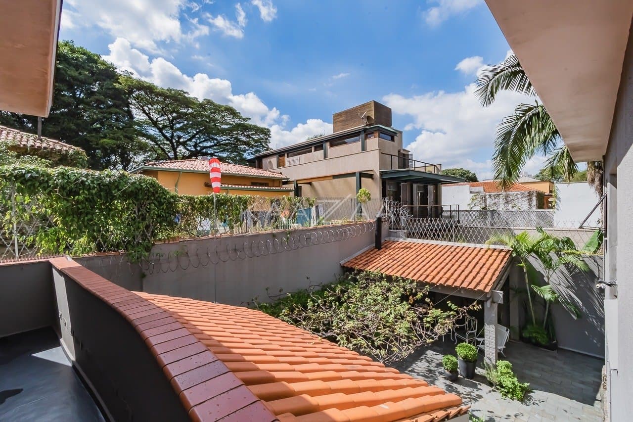 Casa com amplitude e liberdade, para reforma no Jardim Paulistano. - Foto 48