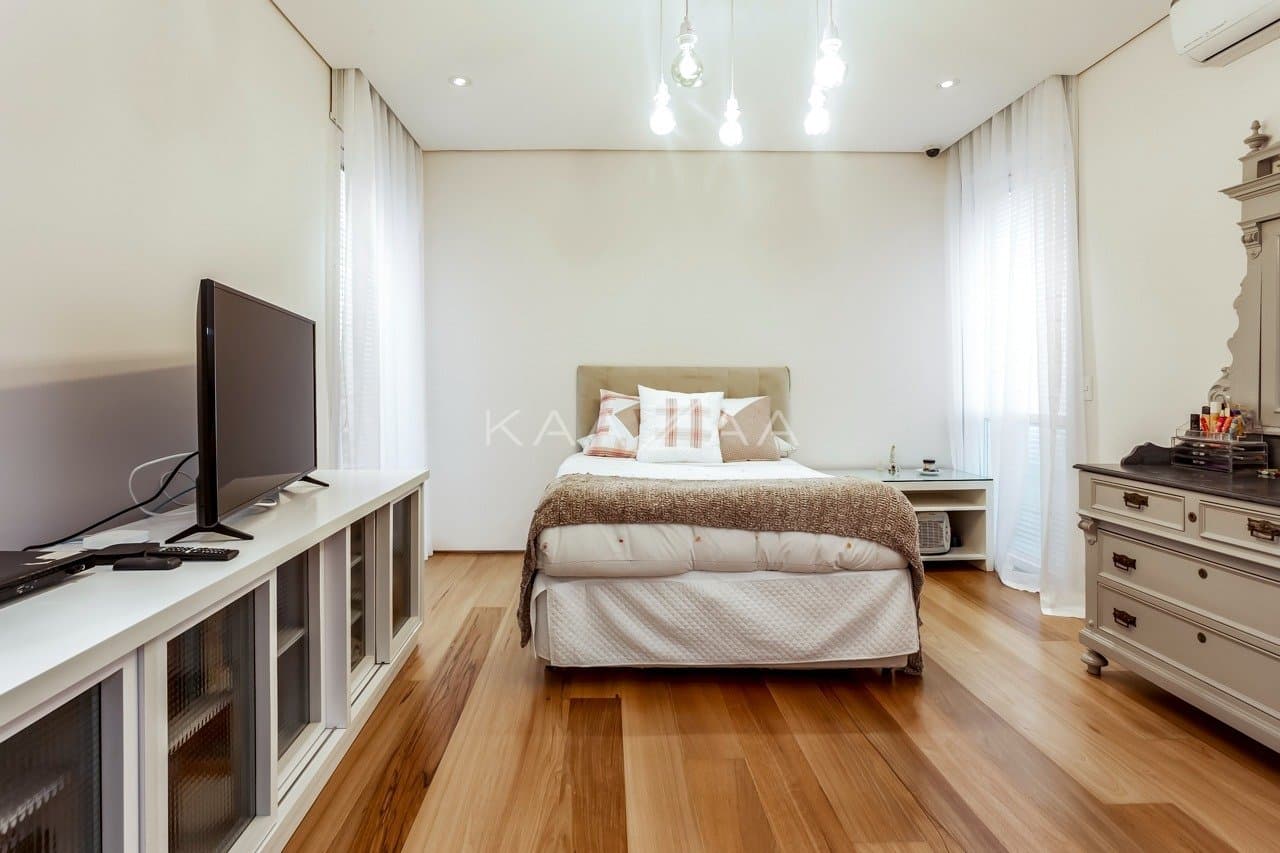 Casa super prática e bem construída. Muita luz natural e tranquilidade no Jardim Europa. - Foto 26