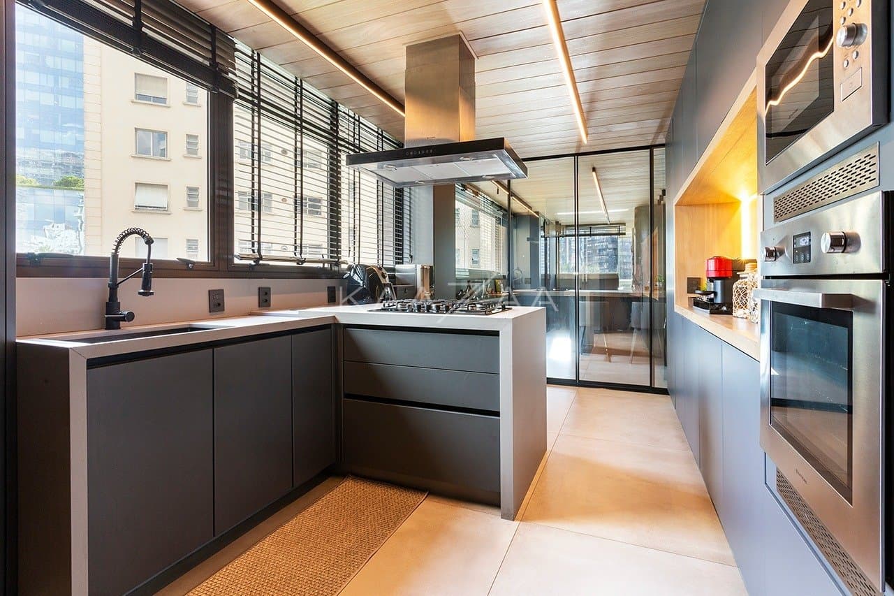 Completo e pronto para morar, este apartamento é puro design e lazer, perto do parque no Itaim Bibi. - Foto 12