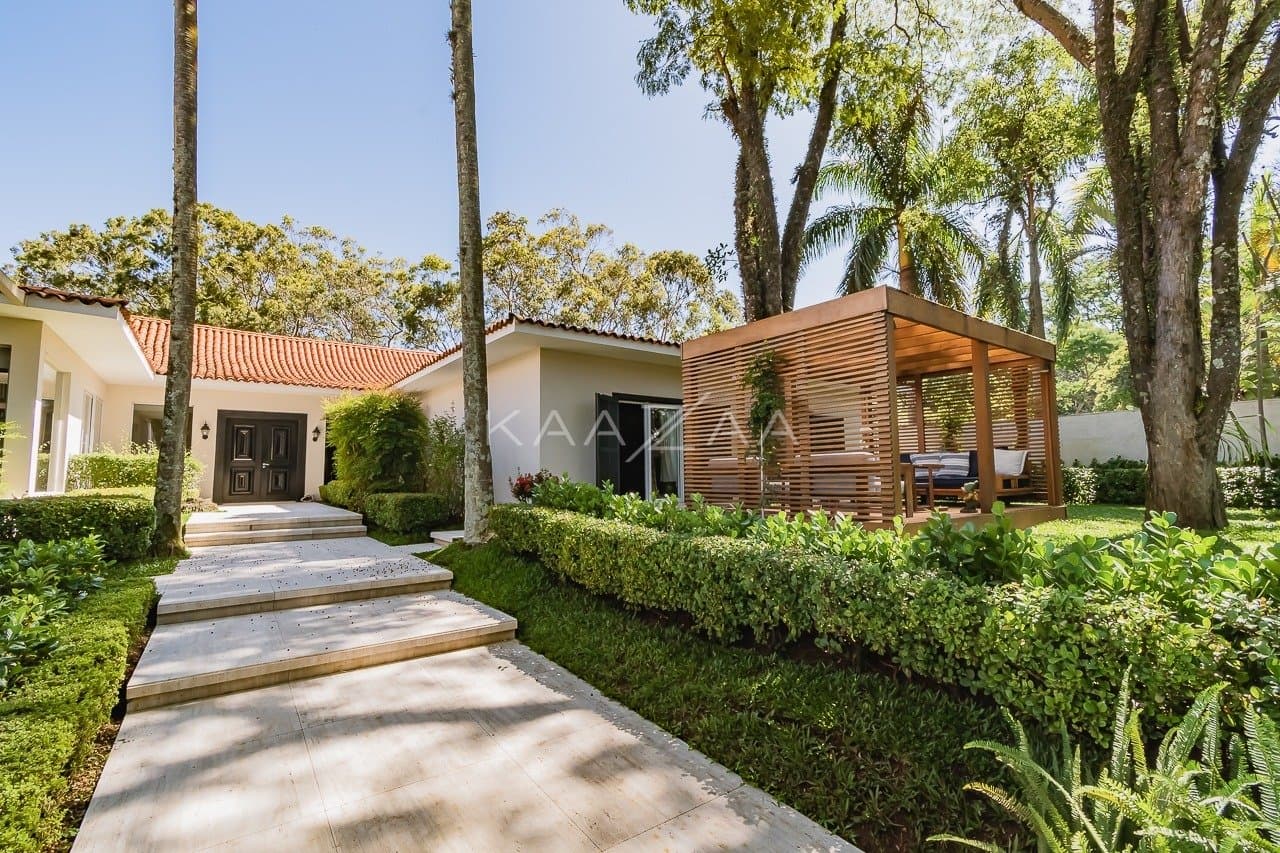 Deliciosa casa térrea no Real Parque, com lazer completo, rodeada de árvores e muito ensolarada. - Foto 10