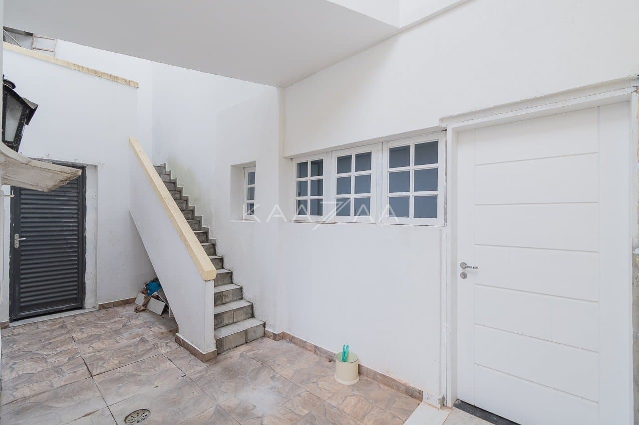 Ambientes leves e espaçosos, nesta casa de 480m² com 4 suítes no Jardim Paulista. - Foto 15