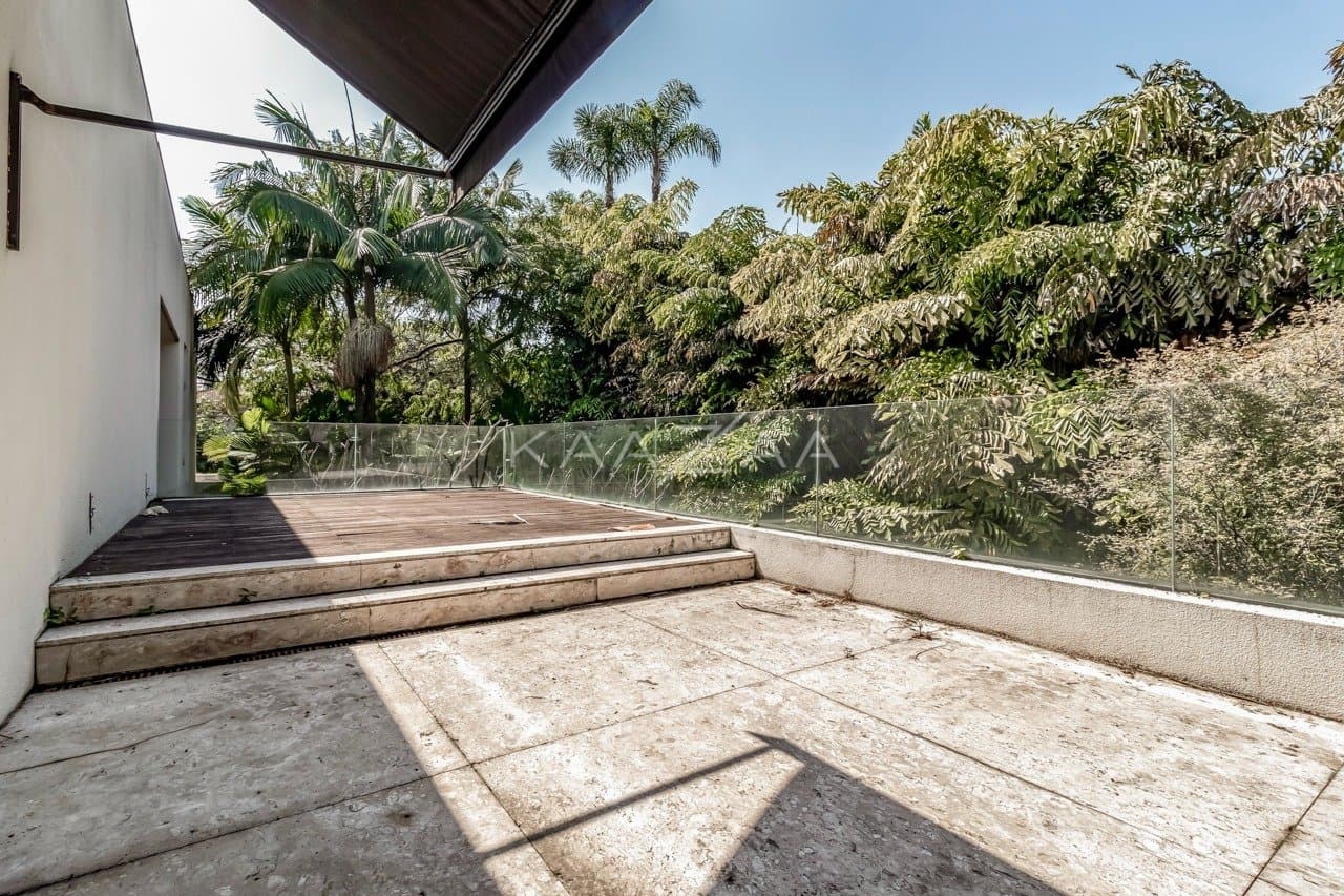 Localização cobiçada e arquitetura contemporânea. Casa extraordinária no Jardim Europa. - Foto 35