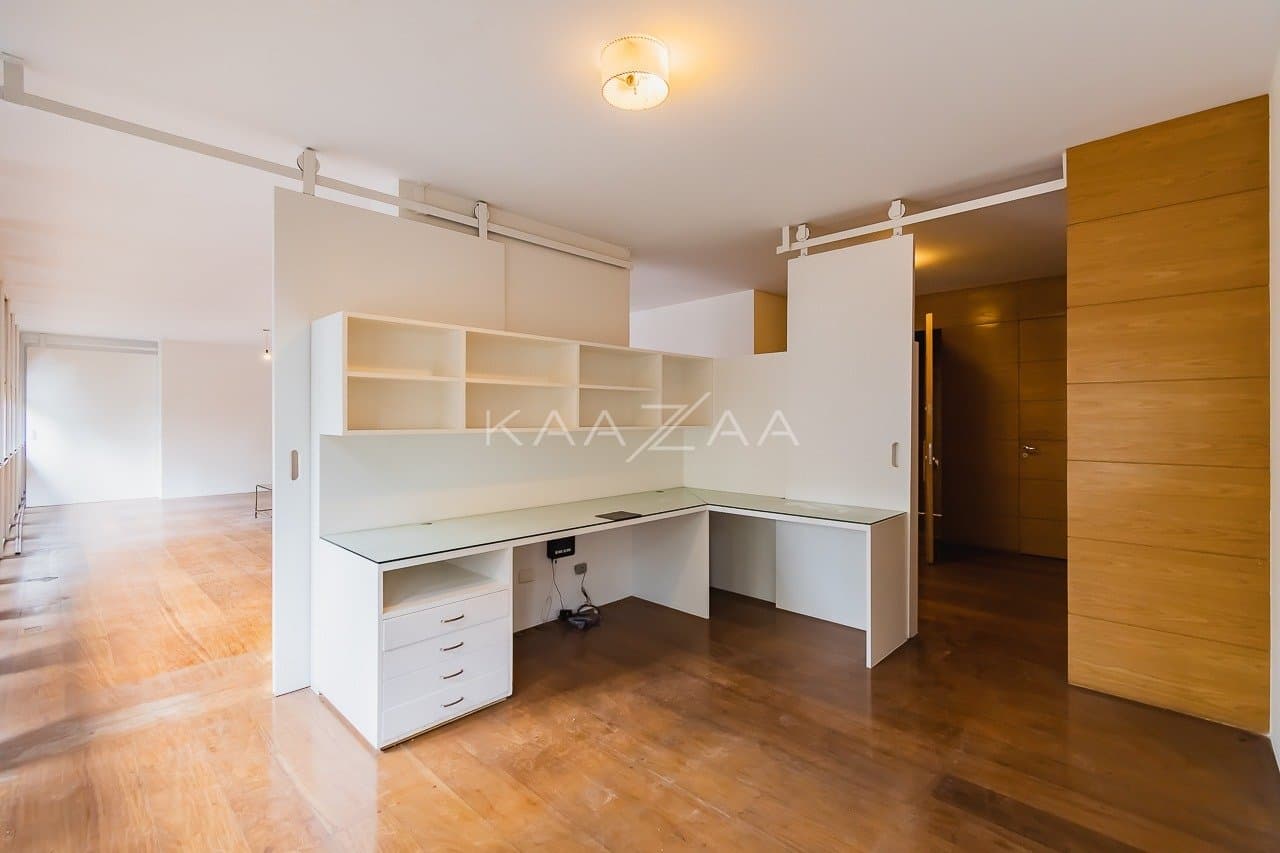 Em uma localização incrível no Jardins, venha viver neste apartamento em prédio icônico. - Foto 13