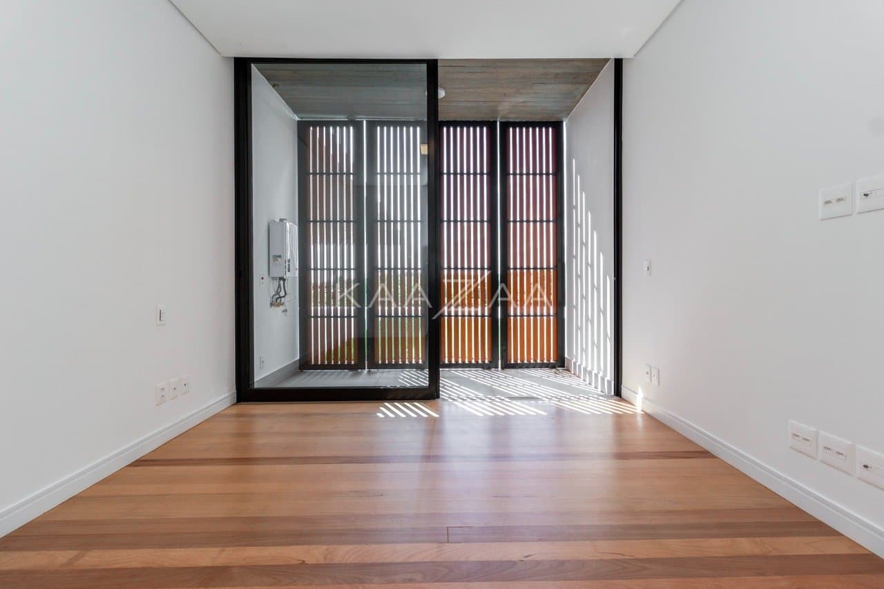 Casa em elegante diálogo com a natureza na Baroneza - Foto 29