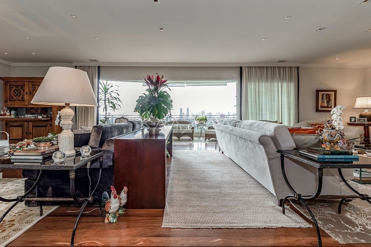 Ambientes suntuosos, planta ampla e vista panorâmica. Apartamento neoclássico no Jardim Guedala. - Foto 7