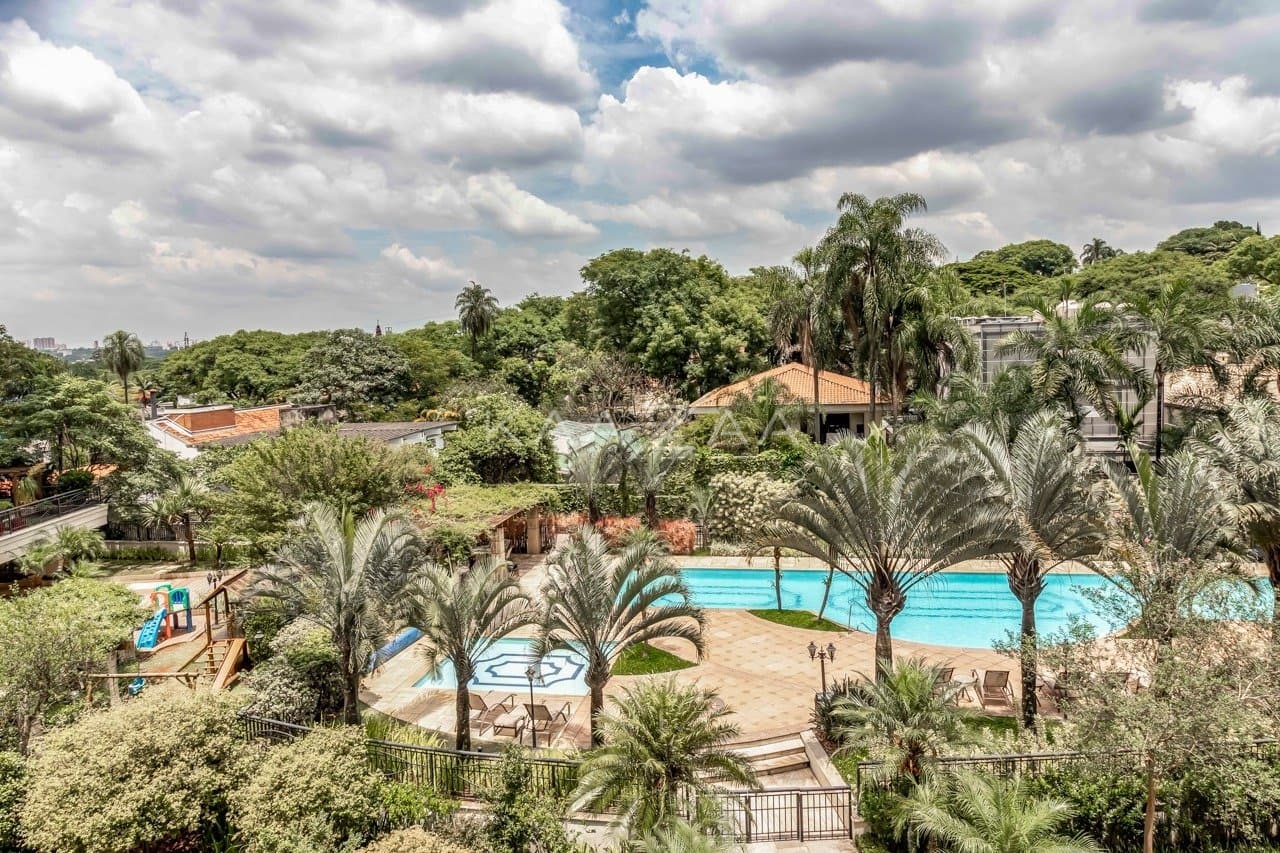 Apartamento duplex super charmoso e inspirador em Alto de Pinheiros. Em condomínio exclusivo com linda vista verde, ao lado do parque. - Foto 19