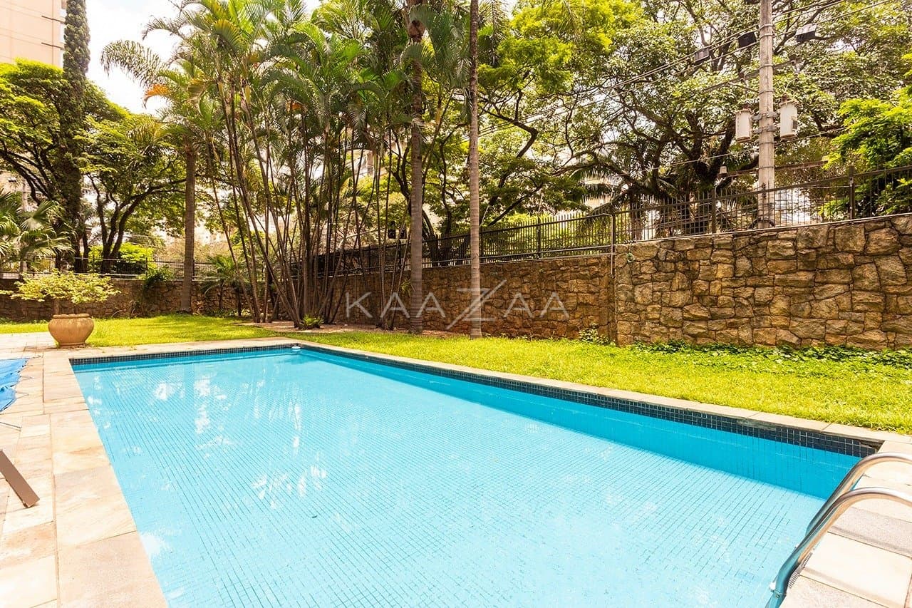 Belíssimo apartamento com pé-direito duplo em região super tranquila de Moema. - Foto 42