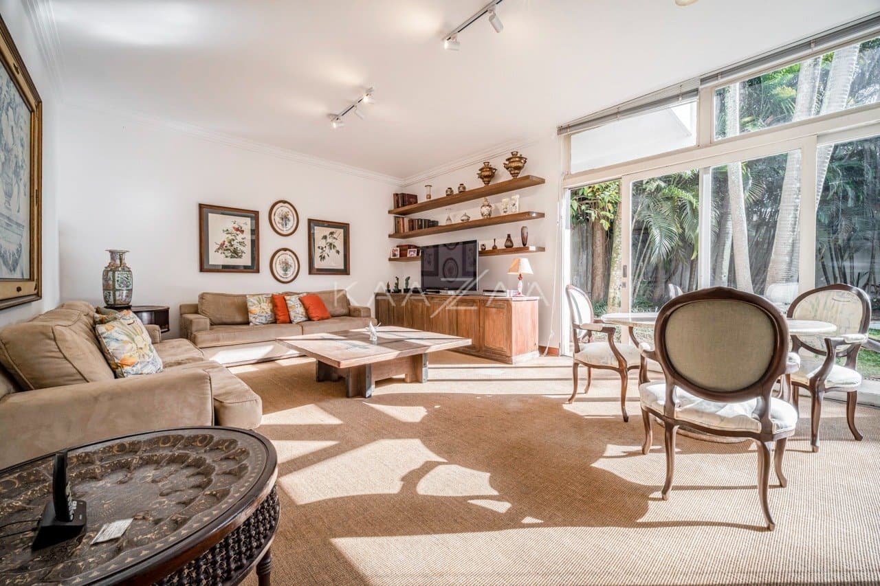 Excelente casa modernista, com lindo jardim em um amplo terreno no Jardim Europa. - Foto 22