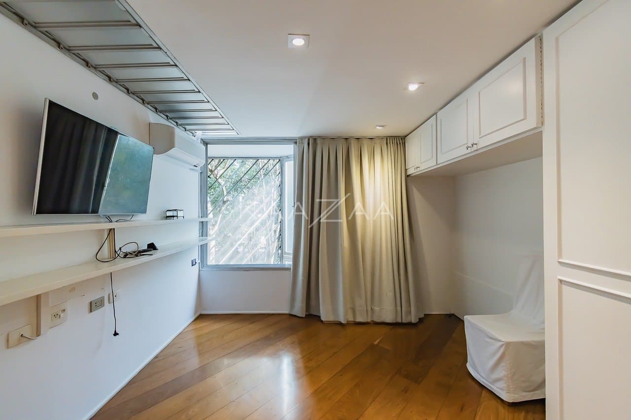Casa espaçosa com 555 m² de bem-estar em Alto de Pinheiros, perfeita para receber. - Foto 54