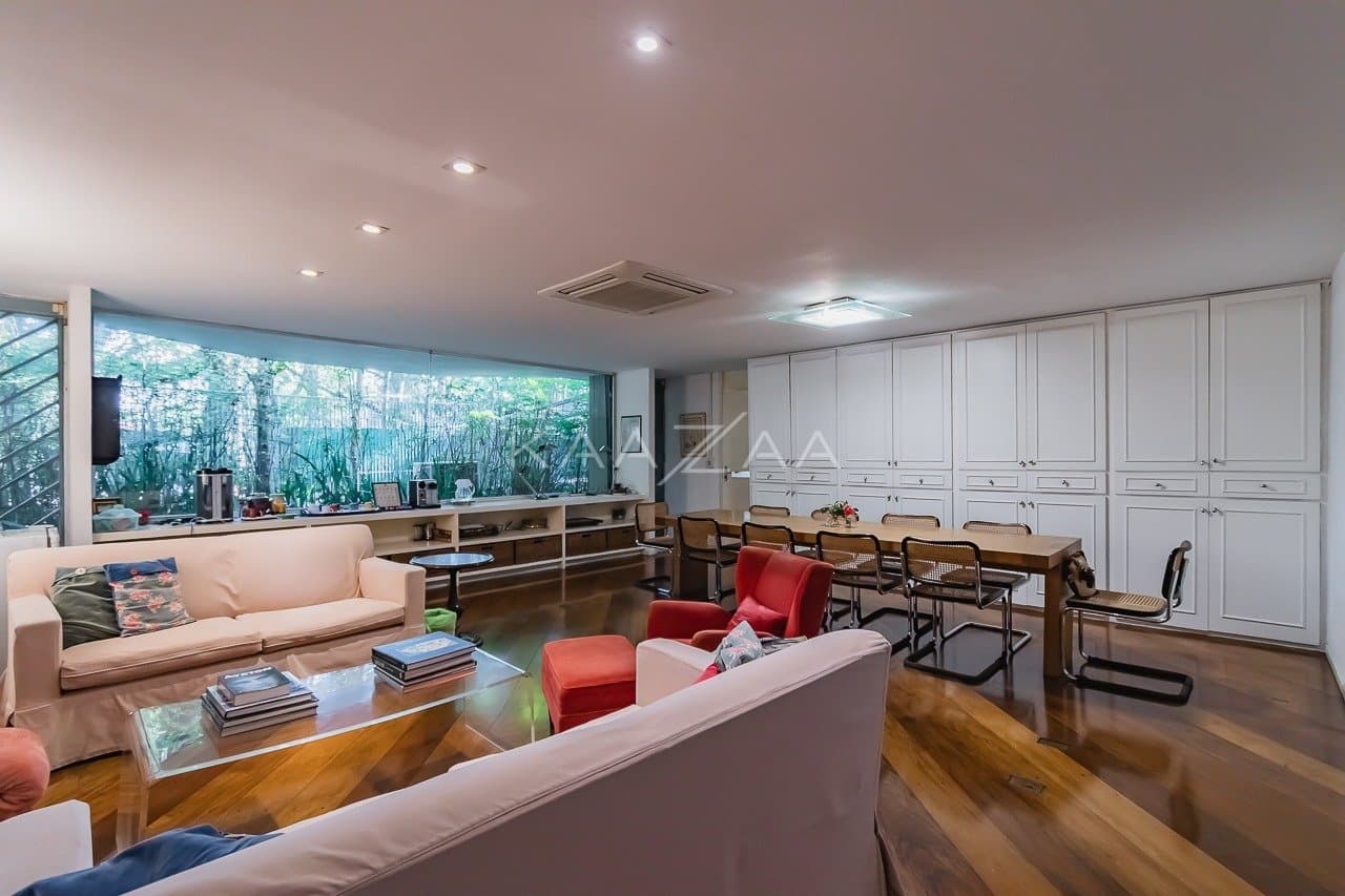 Casa espaçosa com 555 m² de bem-estar em Alto de Pinheiros, perfeita para receber. - Foto 24