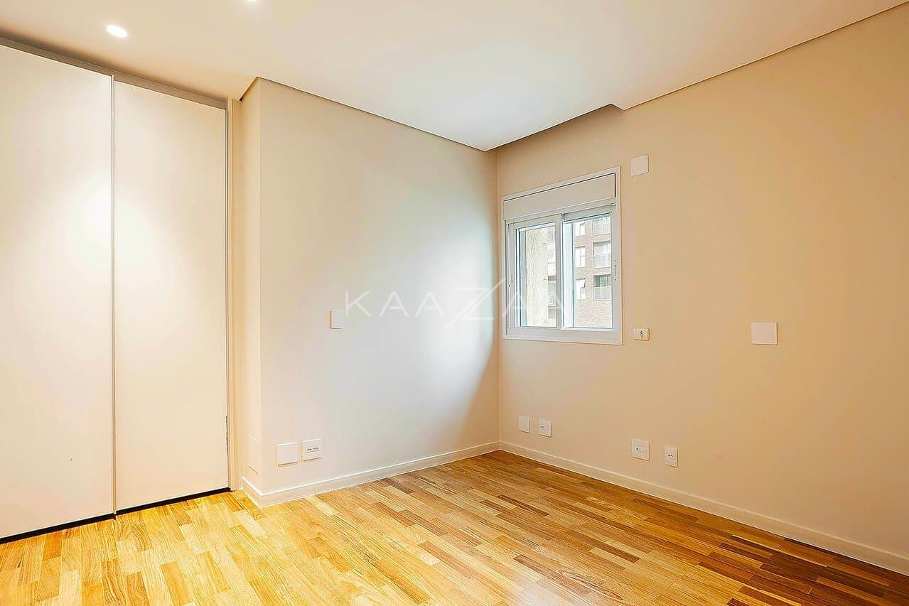 Cores suaves e muita elegância neste Apartamento Duplex no Itaim Bibi. - Foto 19