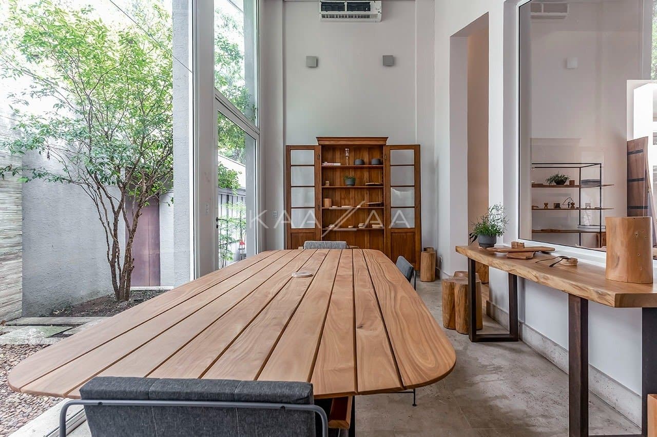 Casa com bela arquitetura e clima escandinavo. Rodeada de vidro e amplitude, na Cidade Jardim. - Foto 10