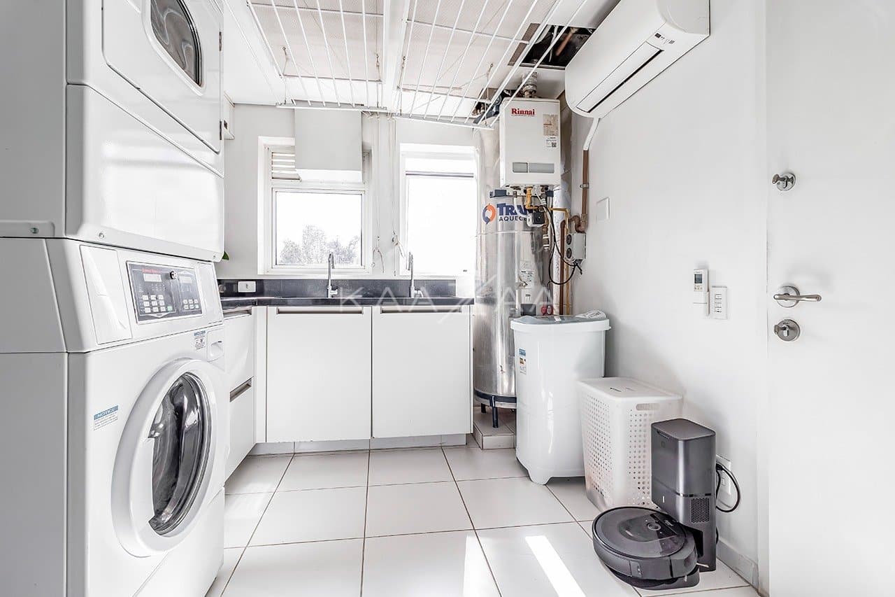Personalidade em cada cômodo, neste apartamento com projeto do Dado Castello Branco, no Jardim Paulista. - Foto 28