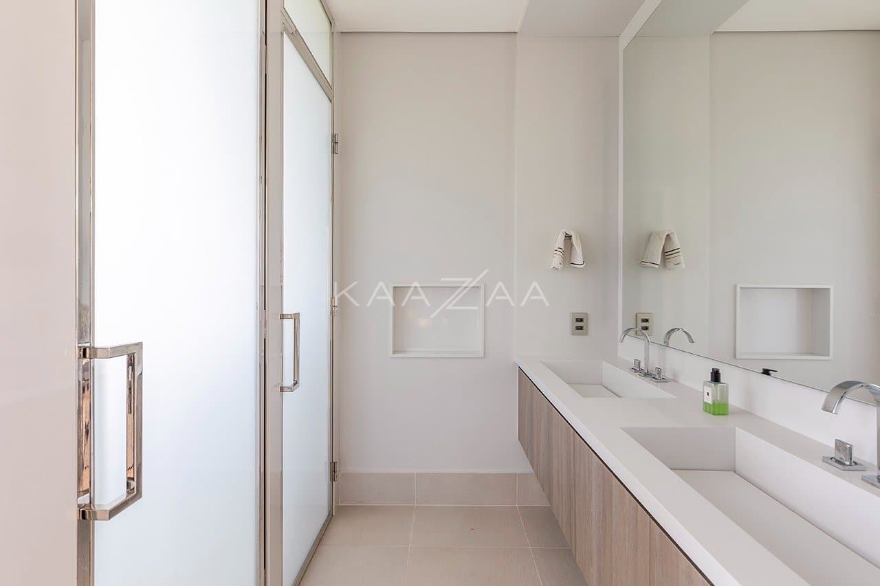 Projeto moderno, arrojado e com muita qualidade nos materiais. Casa na Quinta da Baroneza. - Foto 134