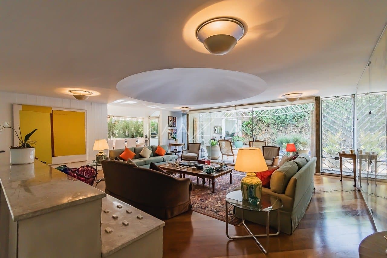 Casa espaçosa com 555 m² de bem-estar em Alto de Pinheiros, perfeita para receber. - Foto 12