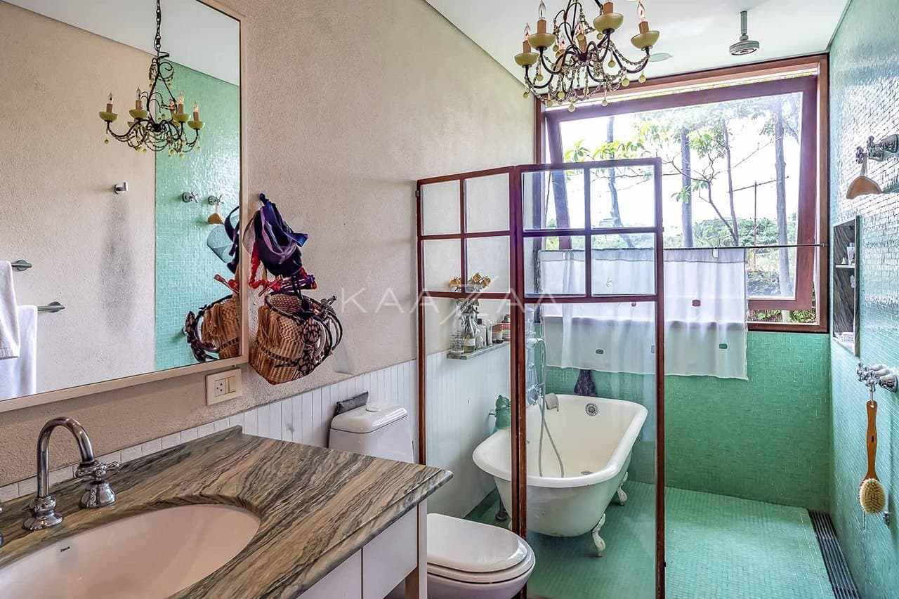 Casa apaixonante, que aproveita materiais naturais em seu projeto de ponta no Jardim Paulistano. - Foto 19