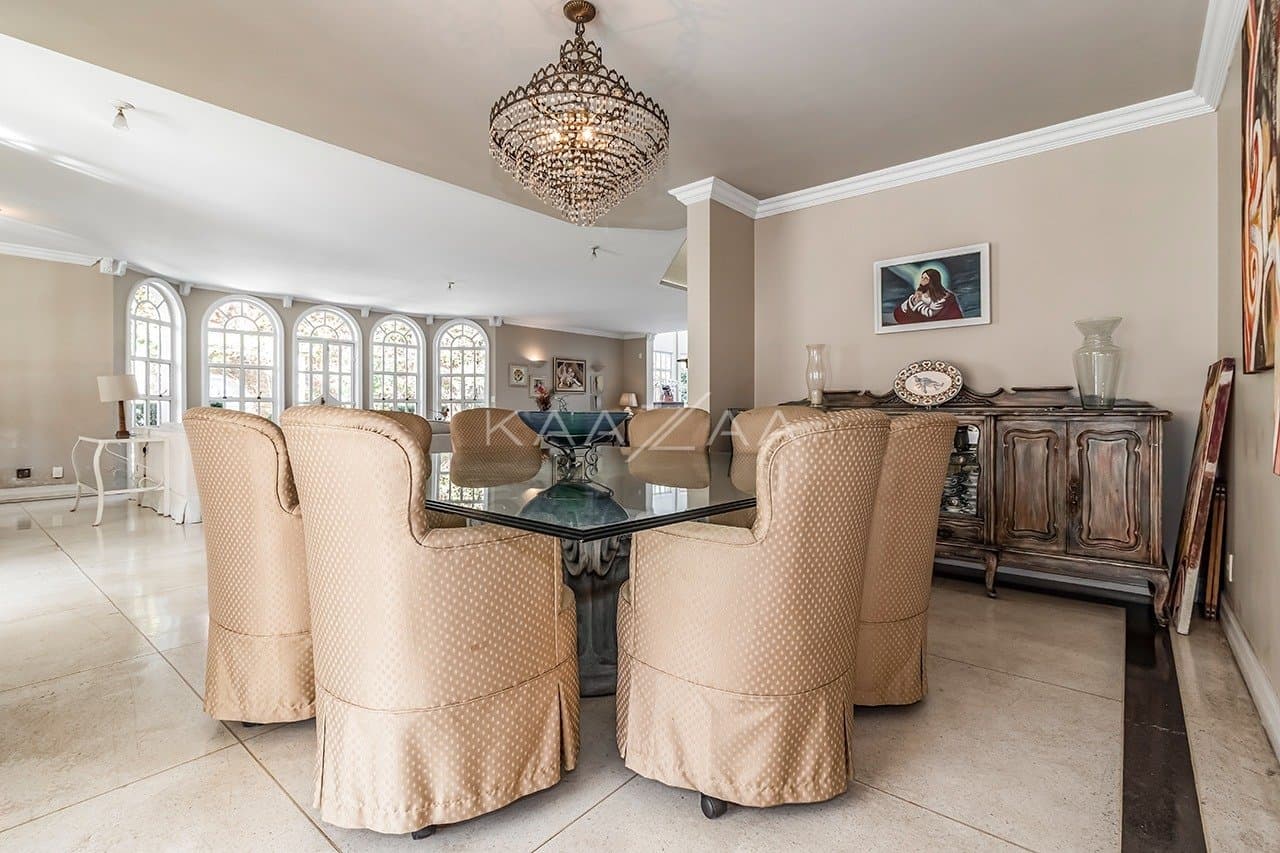 Deliciosa casa clássica, iluminada e ampla, no sossego da Cidade Jardim. - Foto 27