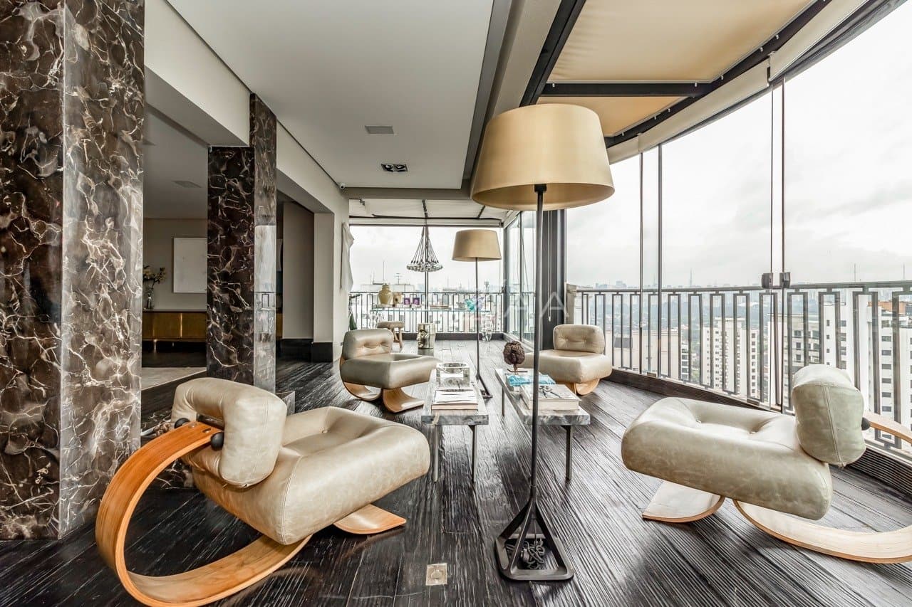 Cobertura Triplex com 4 suítes e lazer no prédio. Em localização cobiçada, na Vila Nova Conceição. - Foto 2